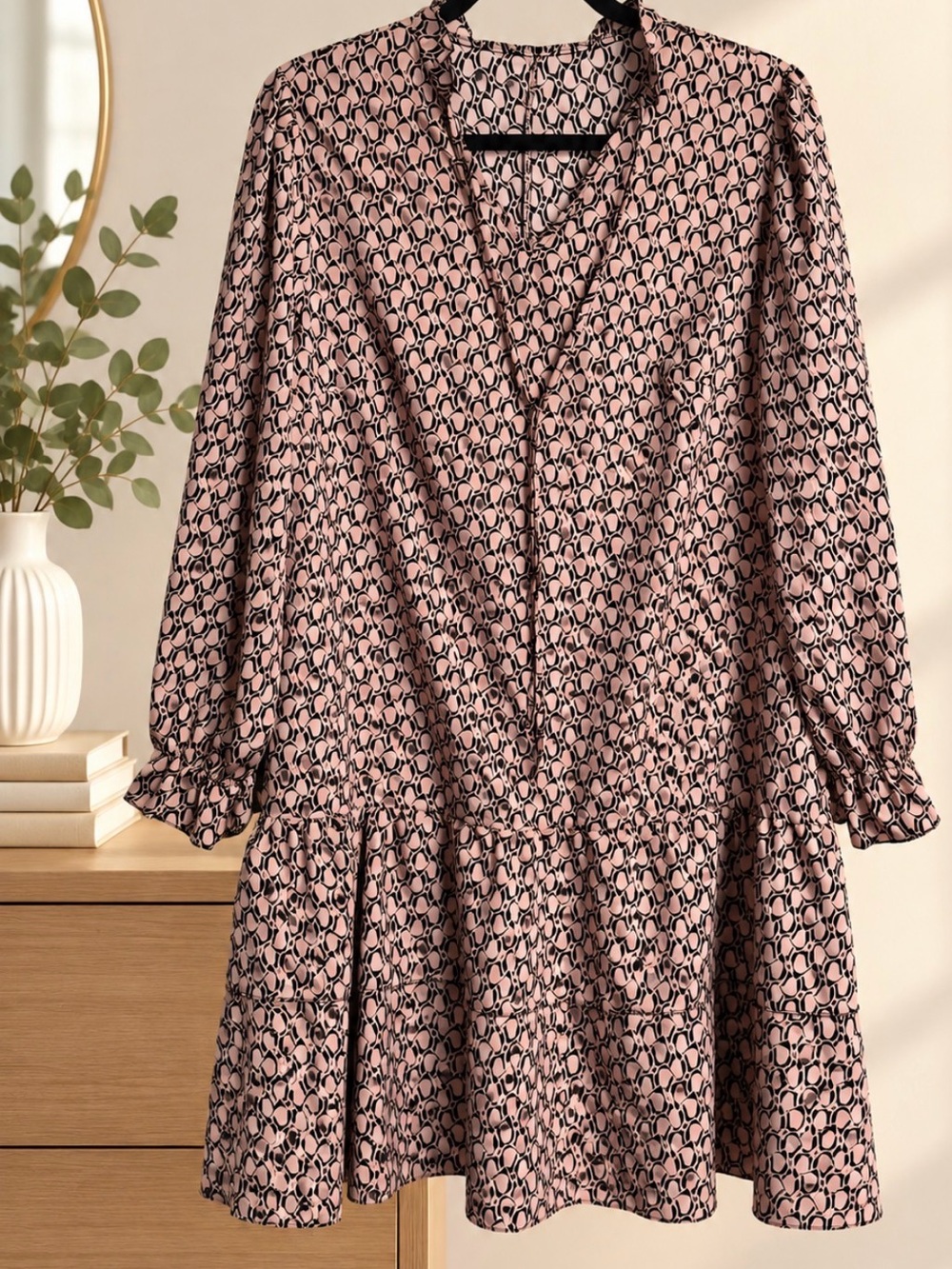 Women's Cream and Black Patterned V-Neck Tiered Dress